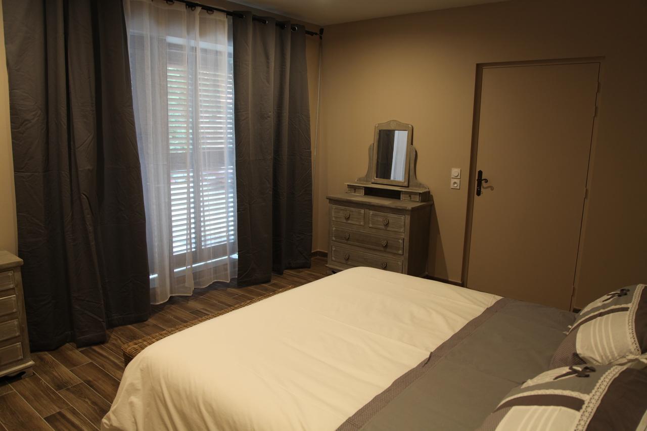 Pomport Le Miroir Des Etoiles B&B 객실 사진