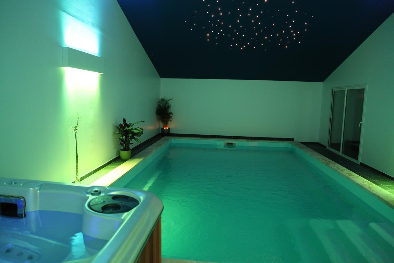 Pomport Le Miroir Des Etoiles B&B 외부 사진